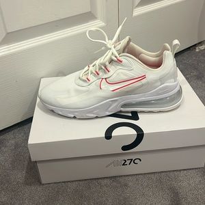 W Air Max 270 React